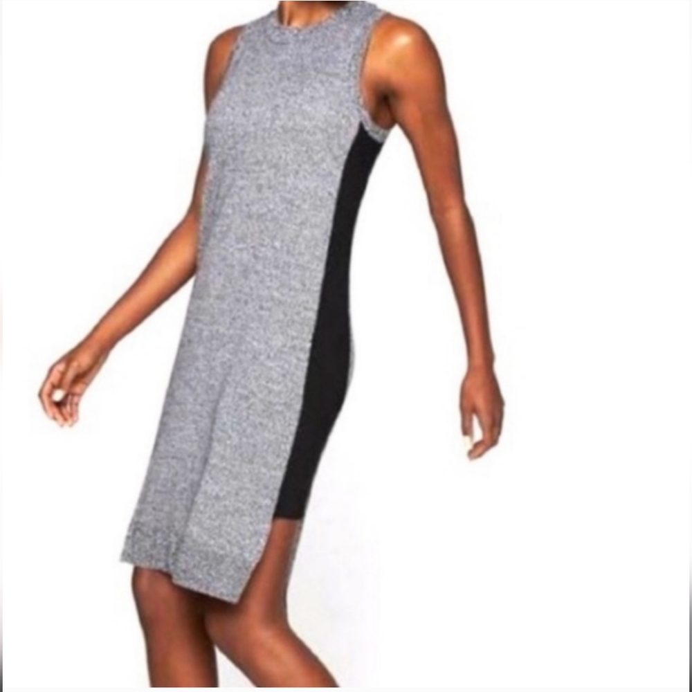 EUC Sleeveless Gray Contrast-Panel Knit Dress